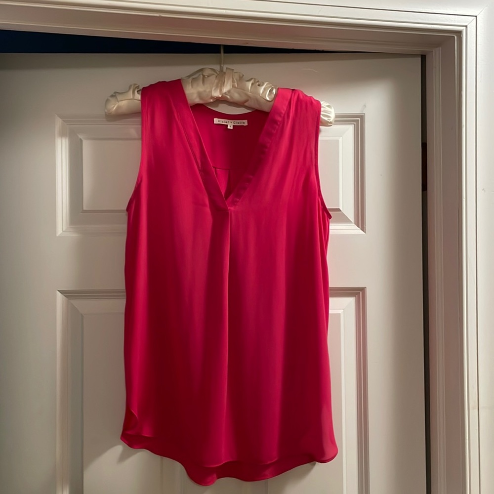 Pink Sleeveless top 100% polyester